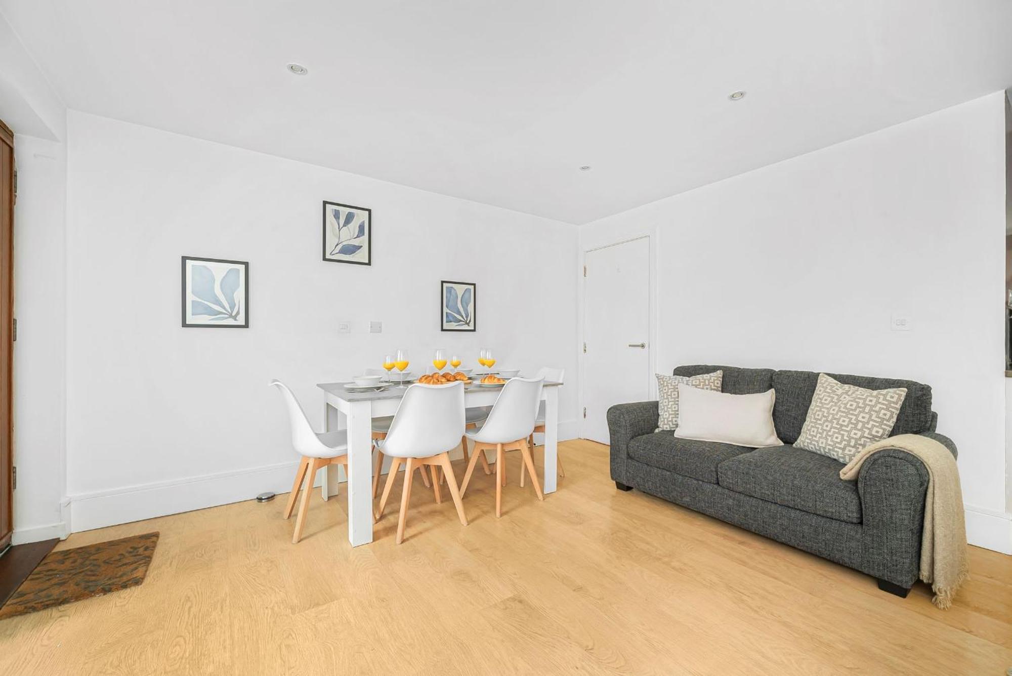 King'S Cross - 2Br With Terrace - Cityapartmentstay Londres Extérieur photo