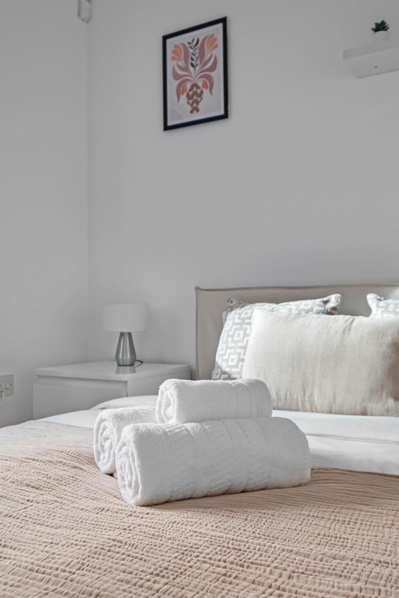 King'S Cross - 2Br With Terrace - Cityapartmentstay Londres Extérieur photo