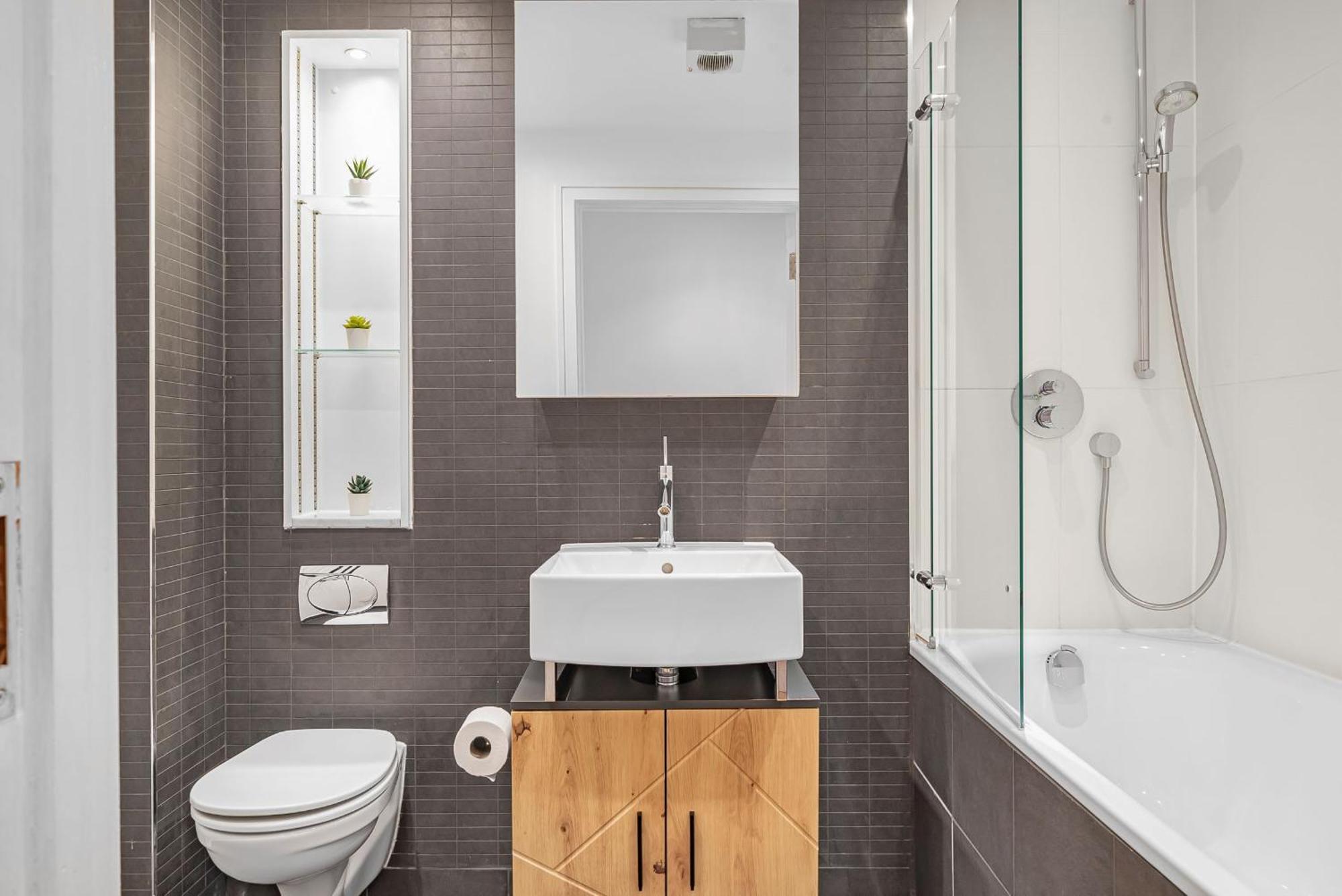 King'S Cross - 2Br With Terrace - Cityapartmentstay Londres Extérieur photo