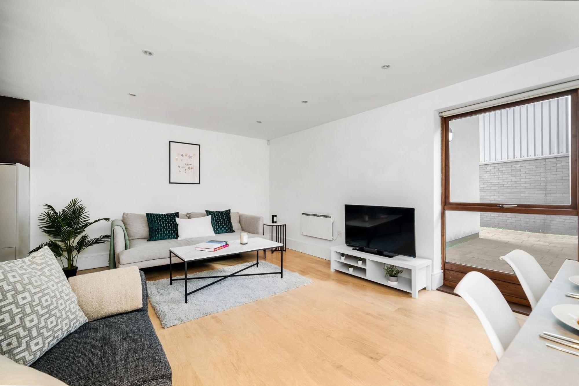 King'S Cross - 2Br With Terrace - Cityapartmentstay Londres Extérieur photo