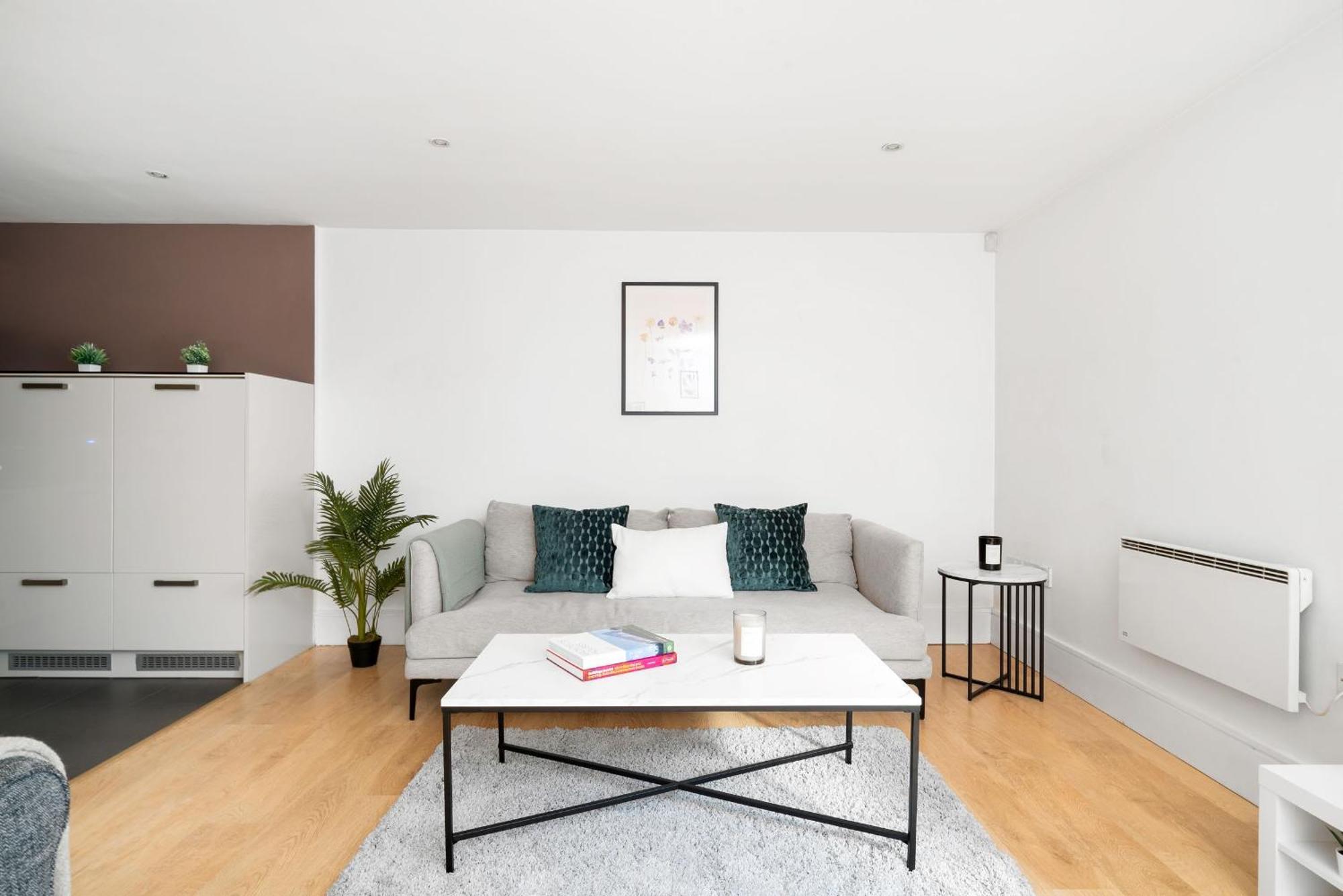 King'S Cross - 2Br With Terrace - Cityapartmentstay Londres Extérieur photo