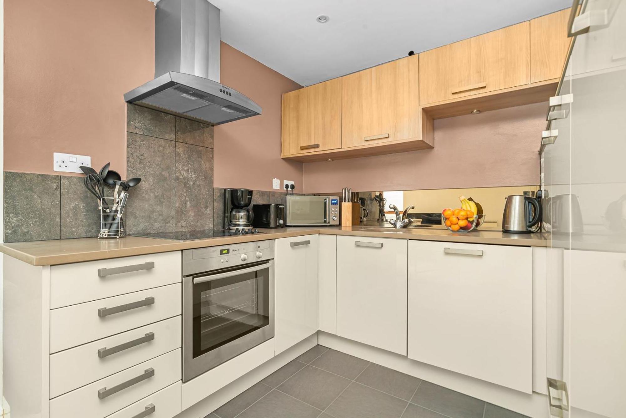 King'S Cross - 2Br With Terrace - Cityapartmentstay Londres Extérieur photo